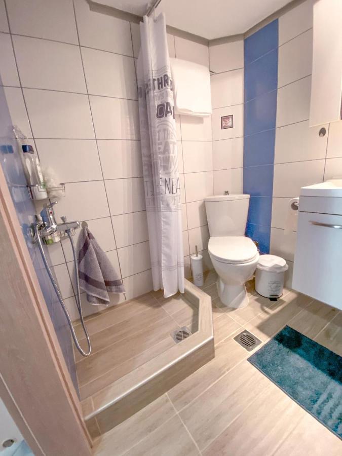 A Wonderful Apartment In Front Of The Sea! Peraía Zewnętrze zdjęcie